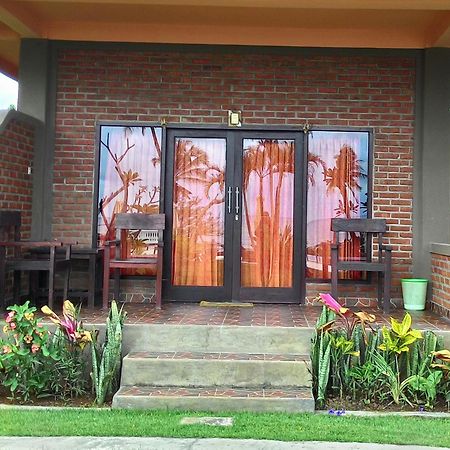 Gubug Balian Beach Bungalow Selemadeg  Phòng bức ảnh